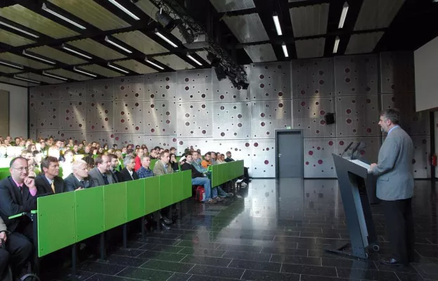 Bild: Studienstart nach Bewerberrekord an der Hochschule Harz - Begrüßung der Erstsemester-Studierenden