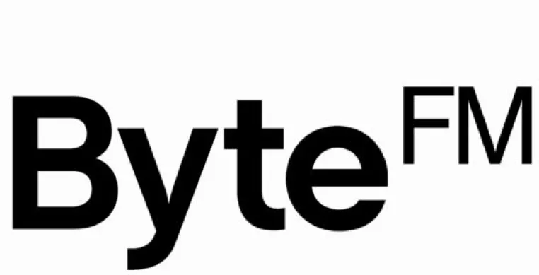 ByteFM sendet anlässlich des Reeperbahn Festivals auf UKW ab 16. bis 25.09. - 5-21 Uhr in Hamburg auf 91,7 MHz Bild: ByteFM sendet anlässlich des Reeperbahn Festivals auf UKW ab 16. bis 25.09. - 5-21 Uhr in Hamburg auf 91,7 MHz