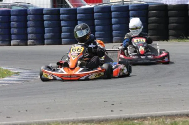 Bild: Franziskus Linke fährt beim dritten Rennen der NKC auf den zweiten Platz in der Meisterschaftswertung vor