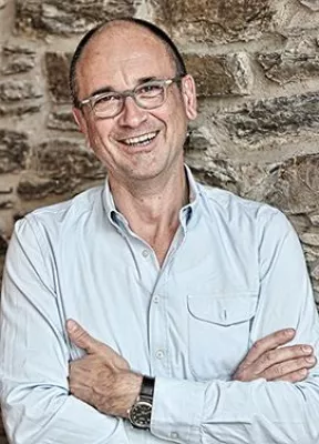 Meister der Spontanvergärung – Weingut Lubentiushof am 25. Juni zu Gast im Restaurant „Belle Epoque“ Bild: Meister der Spontanvergärung – Weingut Lubentiushof am 25. Juni zu Gast im Restaurant „Belle Epoque“