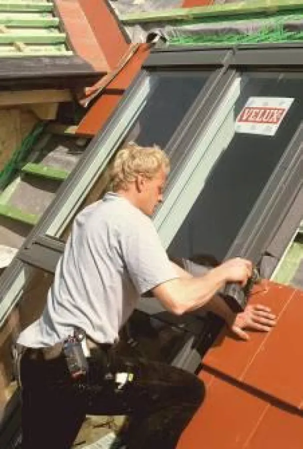 Der Austausch von alten Dachfenstern bringt Ihnen Steuervorteile und spart Heizkosten