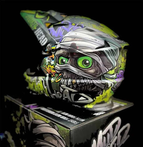 Bild: Darauf haben Broken Head Fans lange gewartet - Broken Head launcht Downhill und Skate Helme