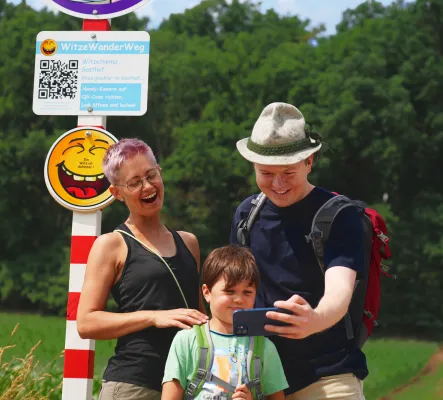 Bild: Deutschlands erster WitzeWanderWeg wird am Internationalen Tag der Freude eröffnet