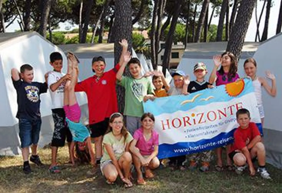 18.000 Jugendliche in fast 500 Gruppen sind mit HORIZONTE-Reisen unterwegs