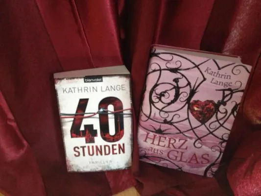 Bild: Autorin Kathrin Lange stellt „Herz aus Glas“ in Hildesheim vor