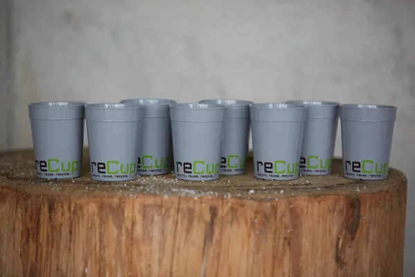 reCup Pfandsystem für Coffee-to-go in Rosenheim gestartet Bild: reCup Pfandsystem für Coffee-to-go in Rosenheim gestartet