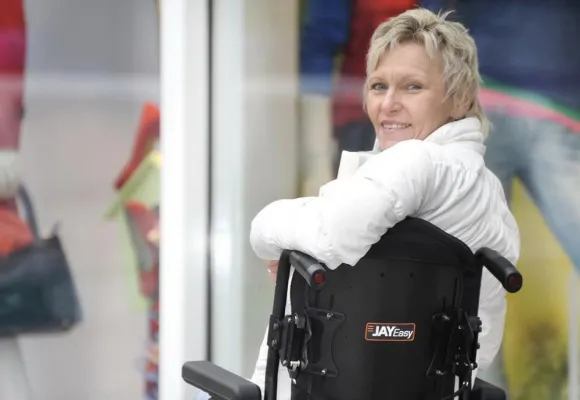 Bild: Neues Jay Easy Rückensystem für die einfache Versorgung im geriatrischen Bereich