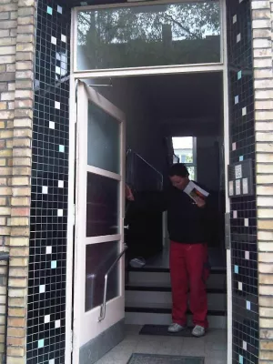 Bild: Bei der Fünfsterne-Büroreinigung Hamburg ist jeder Kunde König