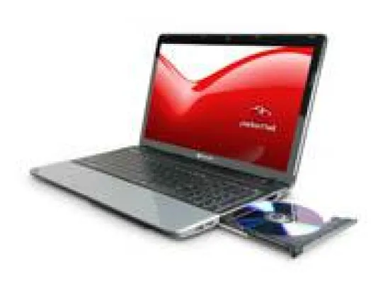 Bild: Packard Bell erweitert sein Notebook-Portfolio um die neue EasyNote TE-Serie mit 39,6 cm (15,6 Zoll) Display