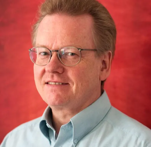 Bild: Gesichter der IT: Prof. Dr. Stefan Brunthaler – „Hit and run Strategie war nie mein Ansatz“