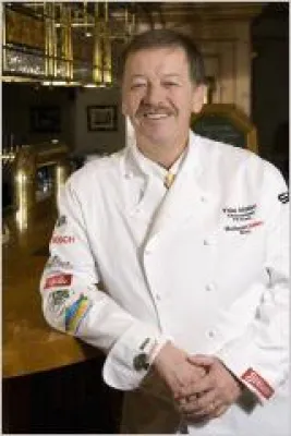 Fernsehkoch Thies Möller geht in den Knast Bild: Fernsehkoch Thies Möller geht in den Knast