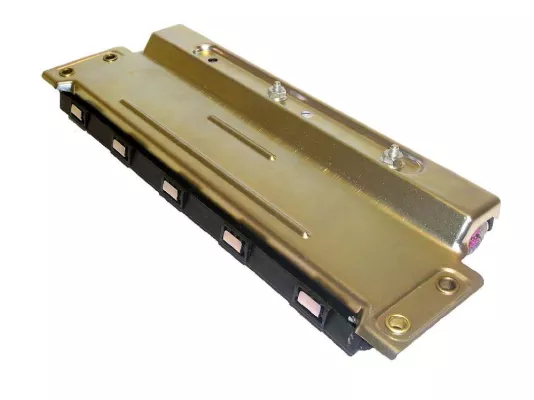 KOMPAKTES KNIEAIRBAG-MODUL VON TRW FÜR VERBESSERTE INNENRAUMGESTALTUNG Bild: KOMPAKTES KNIEAIRBAG-MODUL VON TRW FÜR VERBESSERTE INNENRAUMGESTALTUNG