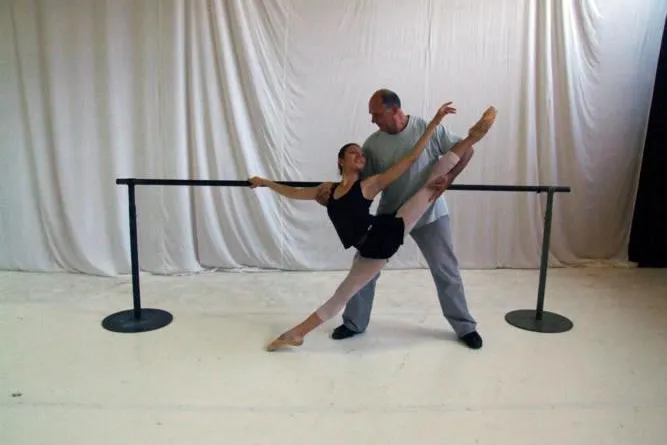 Frühbucher Rabatt für EDAS-SIBA Internationaler Sommer Ballett Worshop in Salzburg 2013. Bild: Frühbucher Rabatt für EDAS-SIBA Internationaler Sommer Ballett Worshop in Salzburg 2013.
