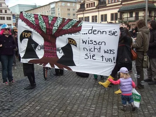 Bild: Staatsregierung Sachsen zerstört Jugendarbeit - Delegierte fordern Rücknahme der Kürzungen