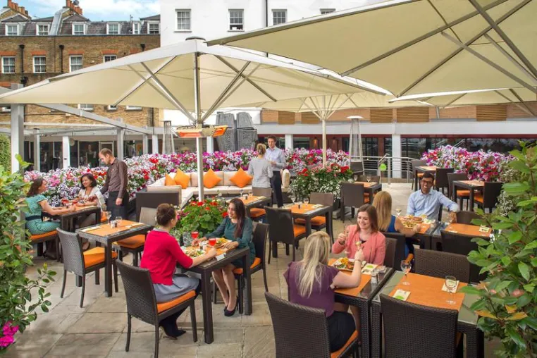 Bild: Im Herzen Londons in den Frühling grillen – The Terrace eröffnet am Jumeirah Lowndes Hotel