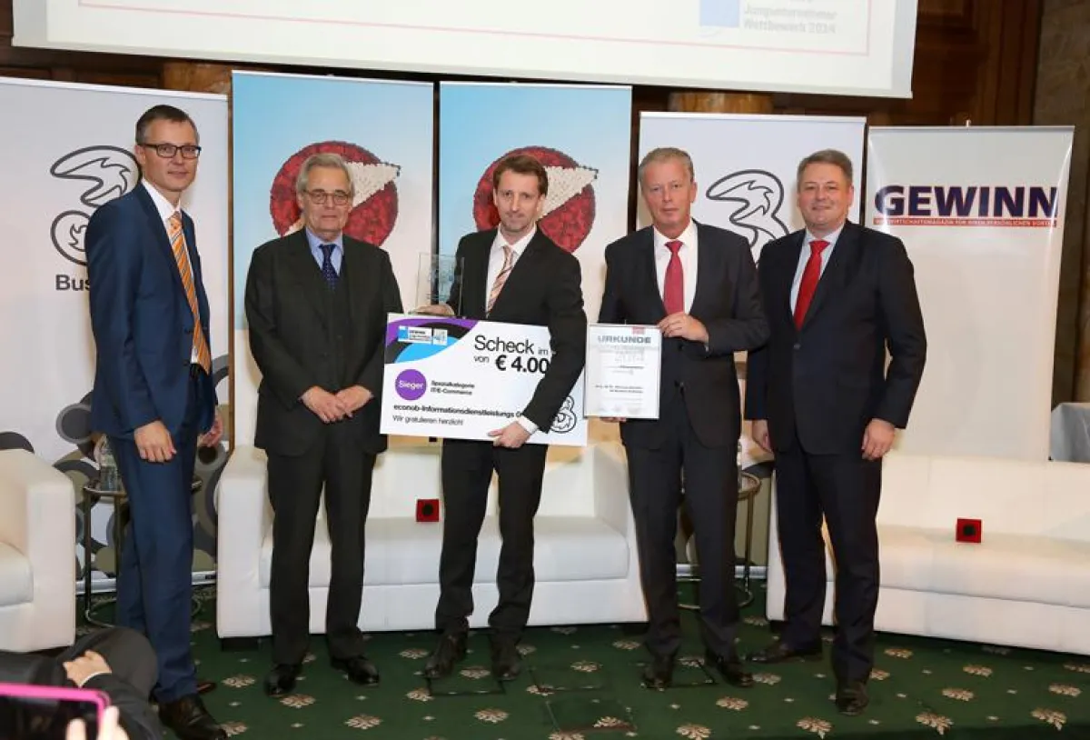 Jan Trionow, Georg Waldstein, Markus Schicho, Reinhold Mitterlehner, Andrä Rupprechter © Schuster P