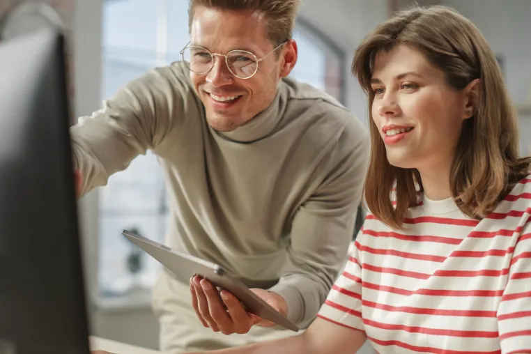 Persönlich statt pauschal: Mit individuellem AVGS-Coaching zurück in den Arbeitsmarkt Bild: Persönlich statt pauschal: Mit individuellem AVGS-Coaching zurück in den Arbeitsmarkt