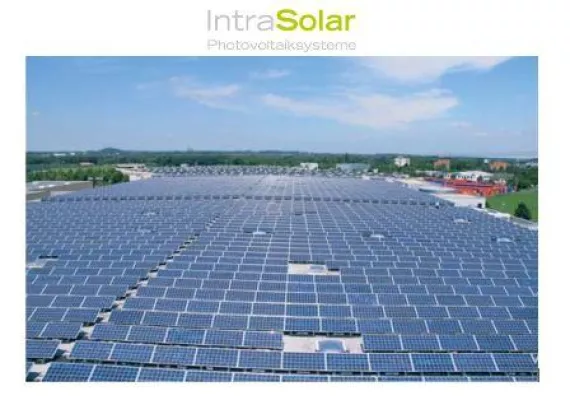 Bild: IntraSolar errichtet 500 kWp Solarkraftwerk für Deutschlands grössten Bio-Logistiker
