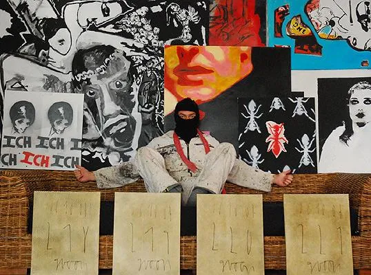 Bild: Kunstaktion in Berlin: GVOON setzt wieder Bilder aus