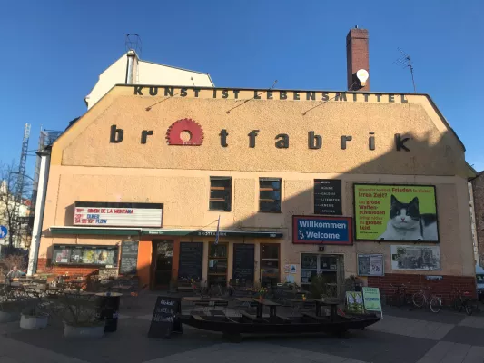 Bild: Kunst bleibt Lebensmittel – 35 Jahre Brotfabrik Berlin