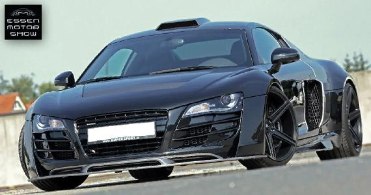 Mercedes CLK 320 von SUPERSPORT mit Black Edition-Bodykit