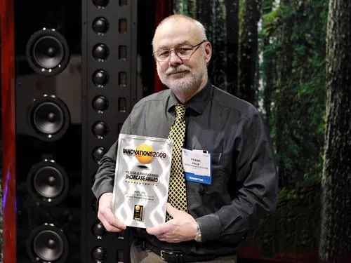 Bild: Heimkinolautsprecher - SWANS F2.3B HighEnd-System bekommt Award auf der CES Las Vegas