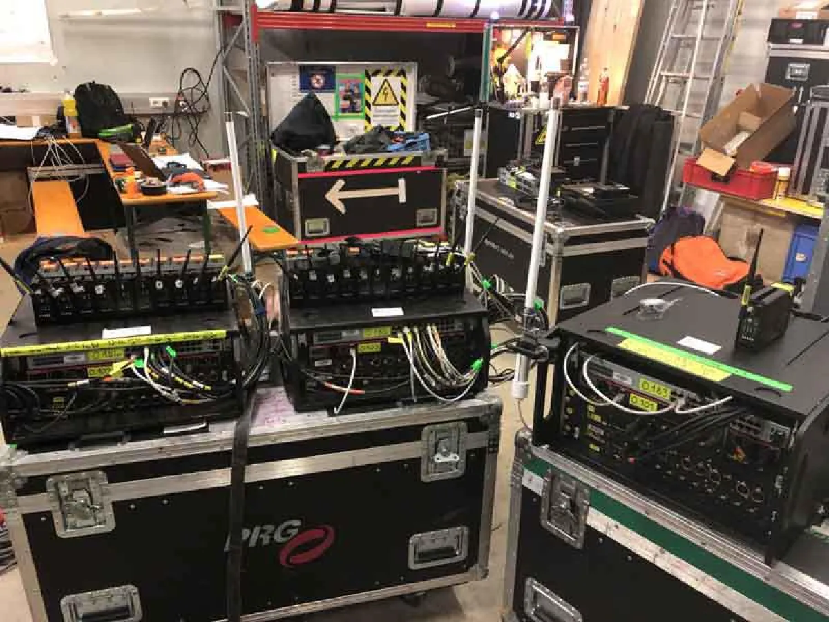 28 LumenRadio CRMX Nova FX für 28 Universen (Foto: © Sebastian Schurr)