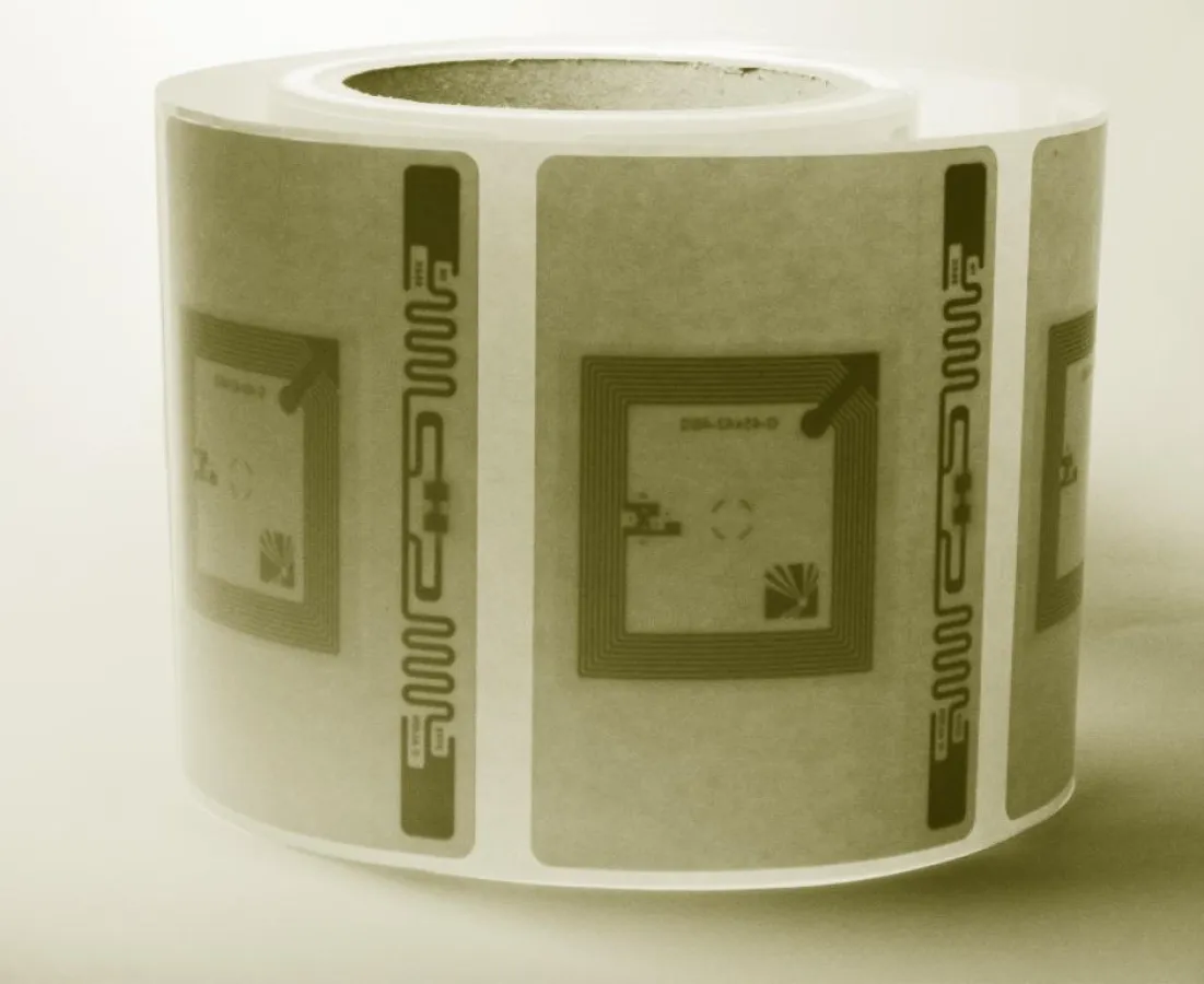 Dual-Etikett bei GERA-IDENT