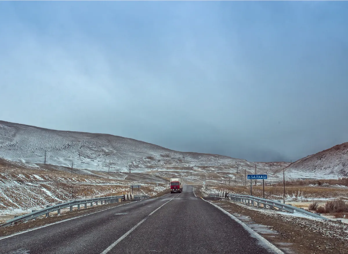 LKW-Transporte von medizinischer Ausrüstung nach Kasachstan