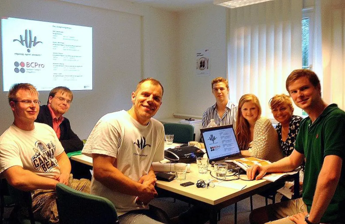 Das Projektteam des BCPro e.V. (rechts) beim Projektstart mit HipHop geht anders! e.V. (links)