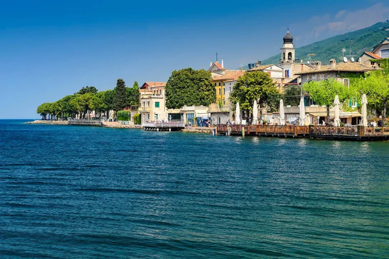 Entwarnung am Gardasee - Hygienenotstand in Torri del Benaco beendet Bild: Entwarnung am Gardasee - Hygienenotstand in Torri del Benaco beendet