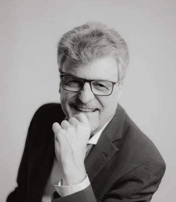 Bild: 46,4 Milliarden Euro in Weiterbildung – aber zu wenig Wirkung? FAZ greift Lerntransfer-Problem auf