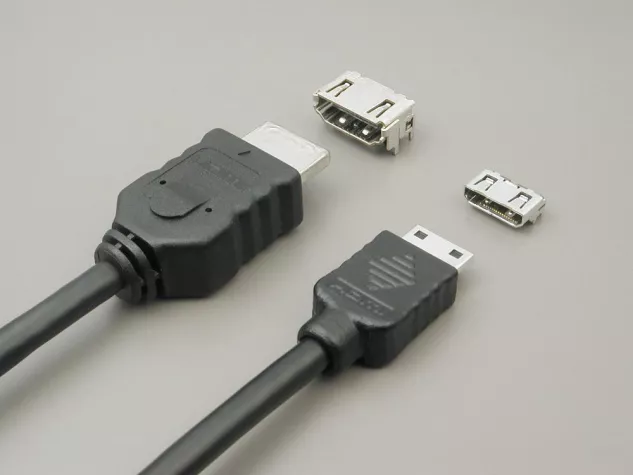 Bild: HDMI 1.3 DOPPELTE BANDBREITE LIEFERT MILLIARDEN FARBEN FÜR HDTVs