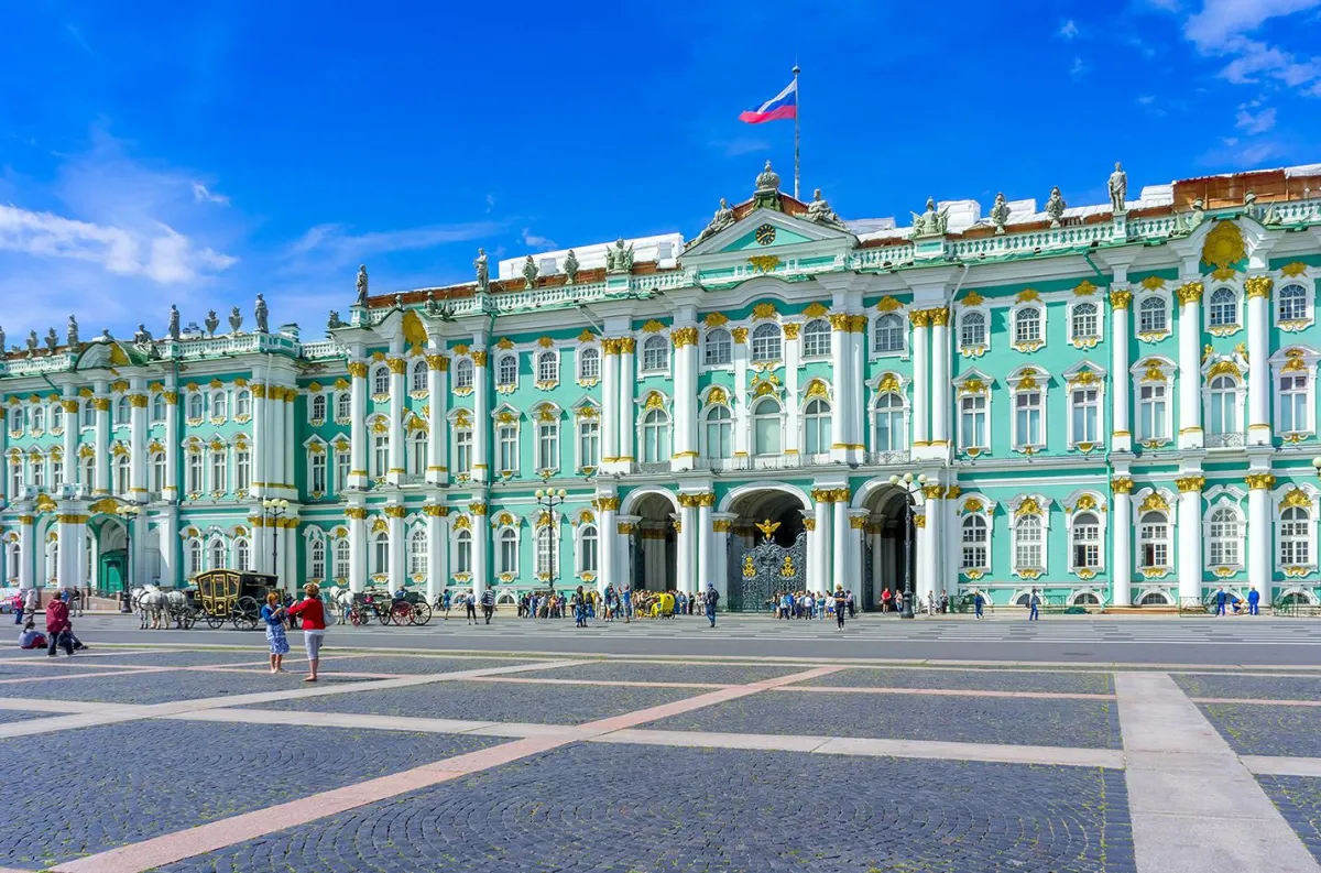 In Moskau und St. Petersburg gibt es viele Prunkbauten zu bestaunen