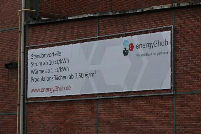 Bild: Hochkarätiger Besuch aus dem Ausland bei energy2hub in Windeck - einem Vorzeigekonzept in Energieeffizienz