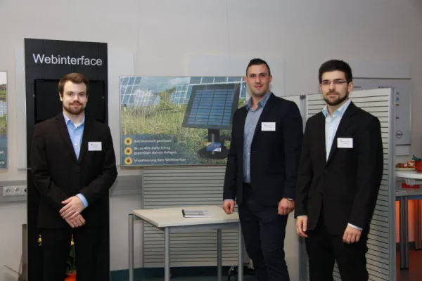 QTE-Nachwuchstechniker der Oskar-von-Miller-Schule stellen erfolgreiche Projektarbeit vor Bild: QTE-Nachwuchstechniker der Oskar-von-Miller-Schule stellen erfolgreiche Projektarbeit vor