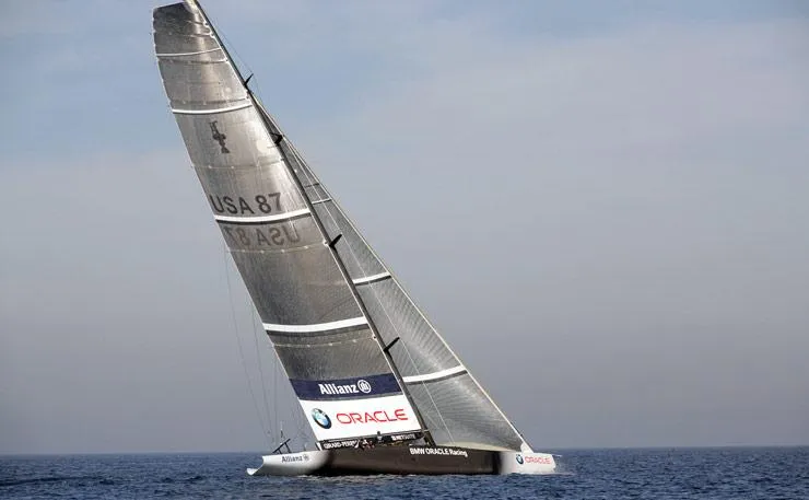Mitsegeln auf Americas Cupper während der Kieler Woche Bild: Mitsegeln auf Americas Cupper während der Kieler Woche
