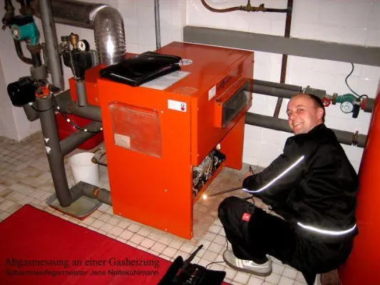 Bild: Schornsteinfeger bringen Glück durch Senkung der Heizkosten