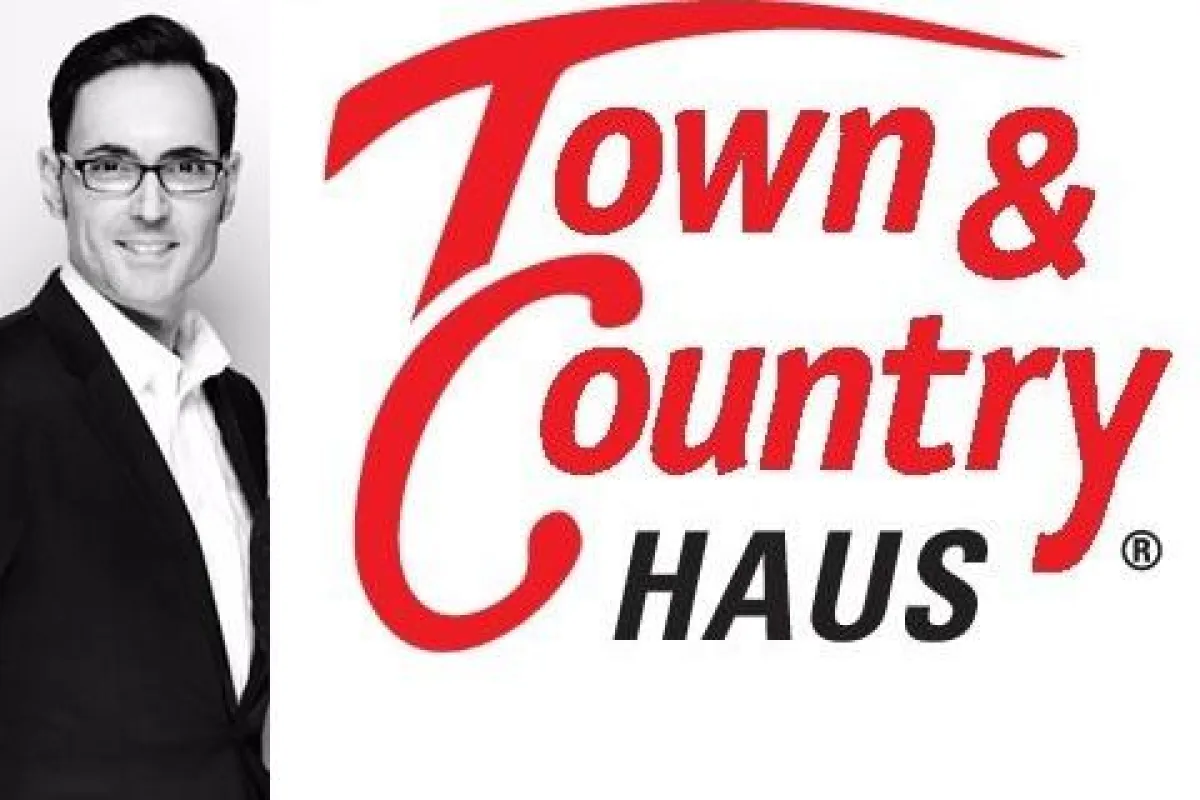 César Sierra, Dipl. Betriebswirt(FH), Geschäftsführer Sierra Massivhaus GmbH & Co.KG