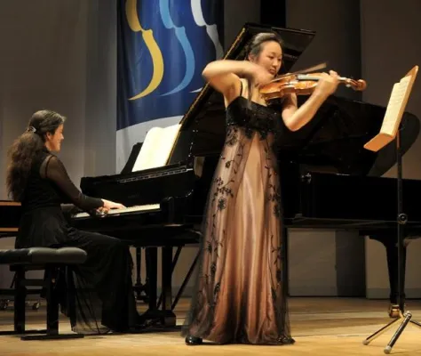 Bild: Deutscher Musikwettbewerb 2009 - Vier Solisten im Finale um die Klassik-Meisterschaft