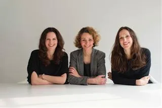 Bild: Sasserath Munzinger Plus befördert Anita Lotterschmid, Susanne Oemus und Heike Kindel zu Directors.