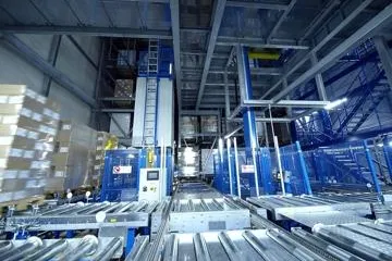 Bild: Auftrag für Logistiksoftwarespezialist TEAM - Neues Tiefkühllager für Eisbär Eis