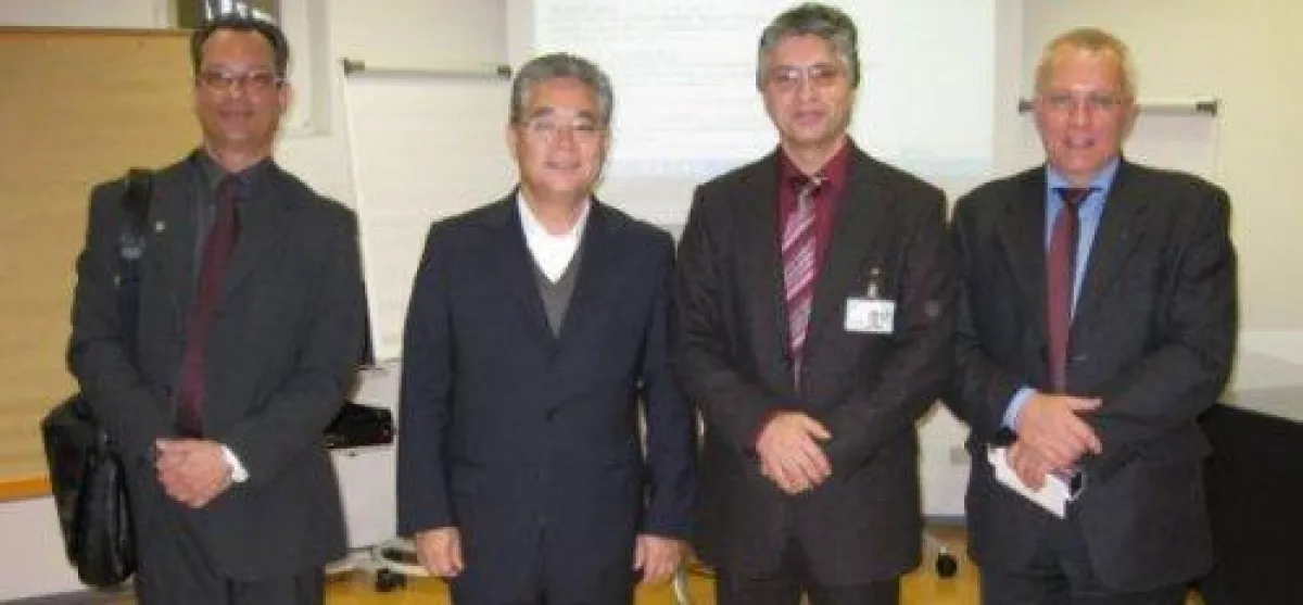 V.l.: Paulo Volker (Analyst, Internationale Abteilung SEBRAE), Paulo Okamotto (Präsident SEBRAE), Saeid Fasihi (Geschäftsführer Fasihi GmbH) und Ulrich Krammenschneider (Büroleiter der GTZ in Brasilie