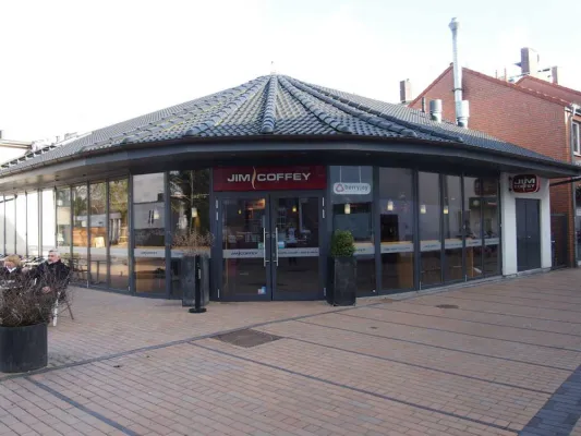 Bild: JIM COFFEY und berryjoy: Coffeeshops und Frozen Yogurt-Stores unter einem Dach