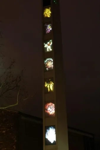 Bild: BORNHEIM LEUCHTET- KUNST AM TURM