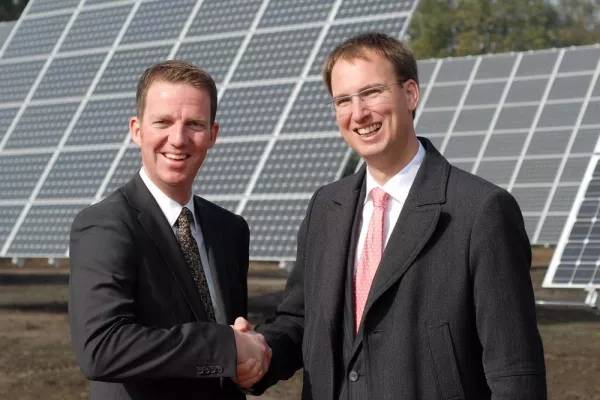 Bild: KEMPER zeigt Einsatz- und Finanzierungsmöglichkeiten für Solarparks