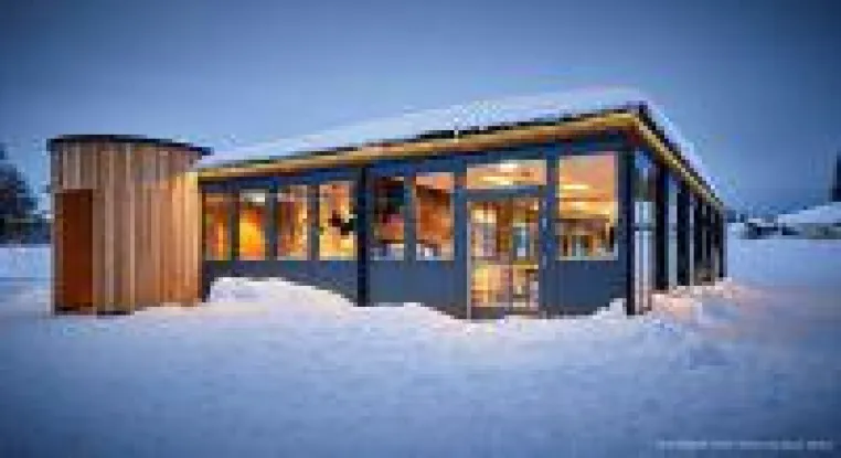Rothaus Chalet auf dem Feldberg - gebaut mit den neuen Raum-Modulen von addhome Bild: Rothaus Chalet auf dem Feldberg - gebaut mit den neuen Raum-Modulen von addhome