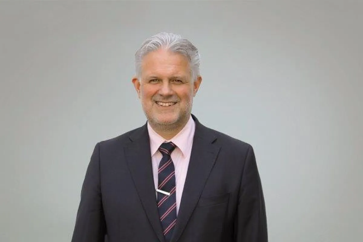 Christoph Herr wechselte bei 7x7 von der 7x7invest AG zur Spotfolio GmbH.