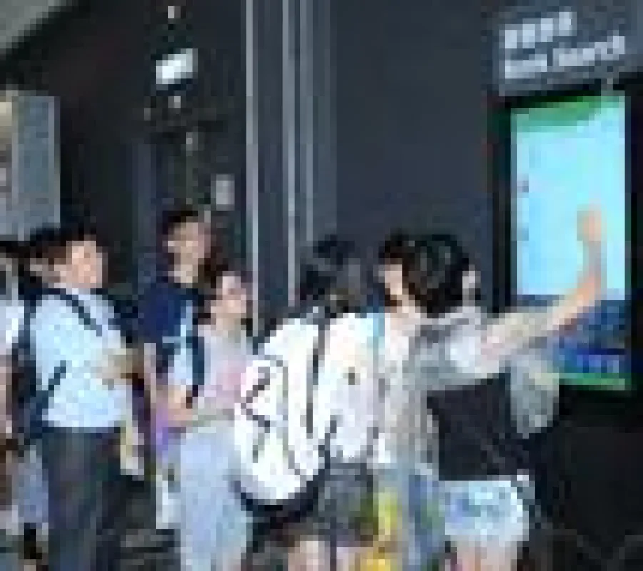 So viele Besucher wie nie zuvor, nämlich 950.000, ließen sich von der Hong Kong Book Fair begeistern. Foto: HKTDC.