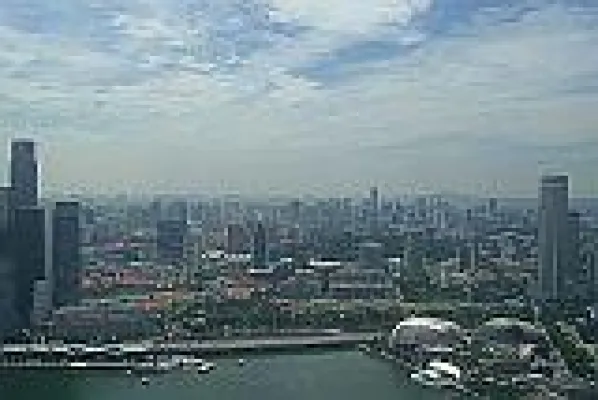 Bild: LaufKultTour-Laufreise zum Singapur- Marathon 2012 -mit Anschlussreise Malaysia & Kambodscha